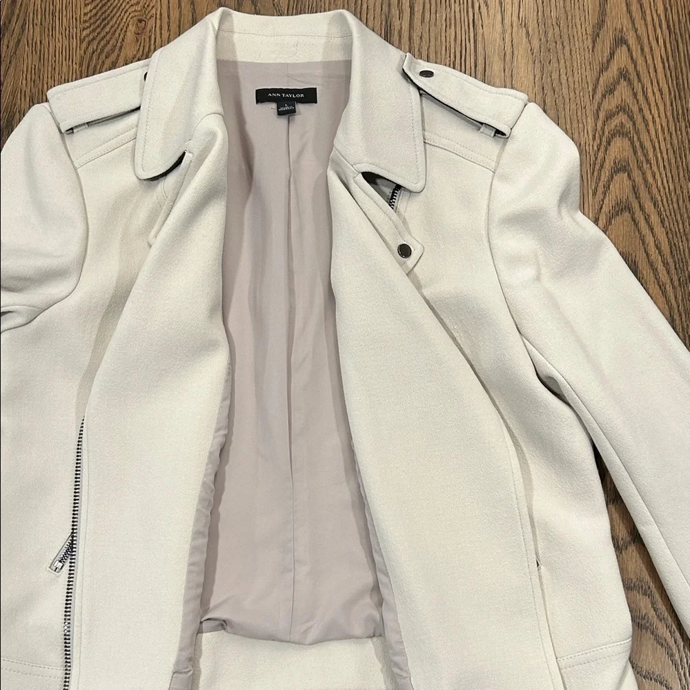 Ann Taylor Cream Leather Moto Jacket - Picture 4 of 8